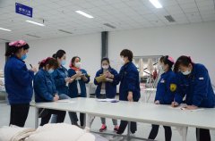 家紡成品車間生產(chǎn)現(xiàn)場“腦風(fēng)暴”