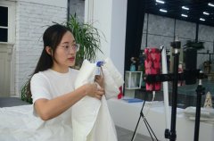 服務“夜”態，創造商機！英儂魏經理如是說